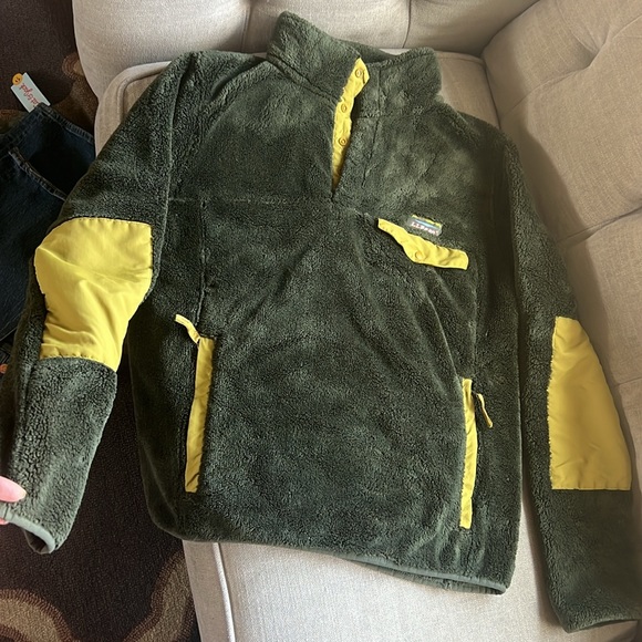 L.L. Bean Hi-Pile cozy fleece - Picture 2 of 4